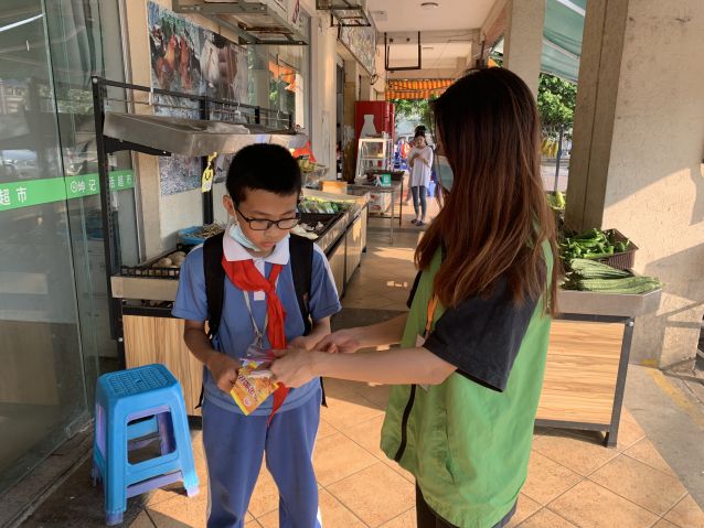 三鄉(xiāng)鎮(zhèn)開展“守護(hù)校園安全，護(hù)學(xué)禁毒兩不誤”宣傳活動三鄉(xiāng)鎮(zhèn)開展“守護(hù)校園安全，護(hù)學(xué)禁毒兩不誤”宣傳活動