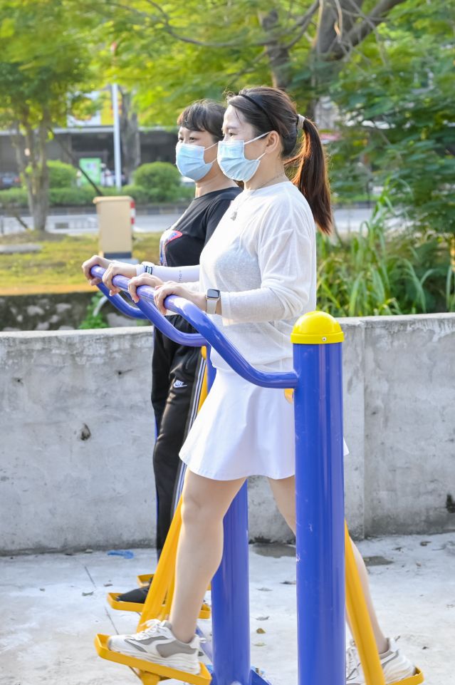 221111-【公益體彩進社區(qū)-南區(qū)】守護健康，有我添“彩” 公益體彩走進中山良都社區(qū) (156).